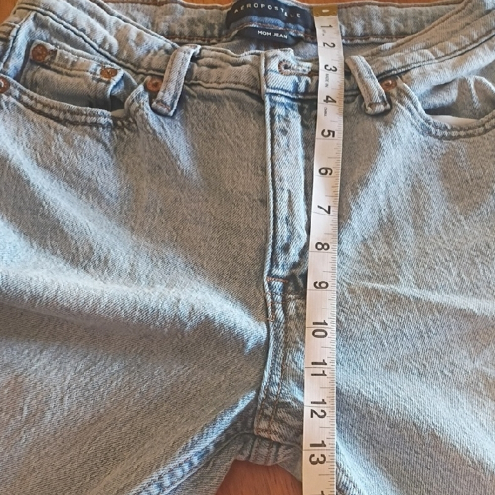 Aeropostale Denim Light Blue Mom Jeans. Size 0. Great For School/ Fall. - Picture 8 of 11